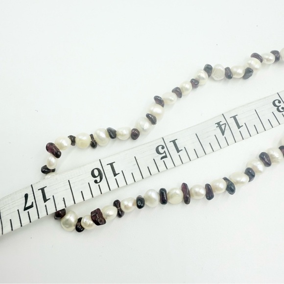 Vintage Genuine Pearls and Garnet Beaded Necklace - Picture 6 of 6